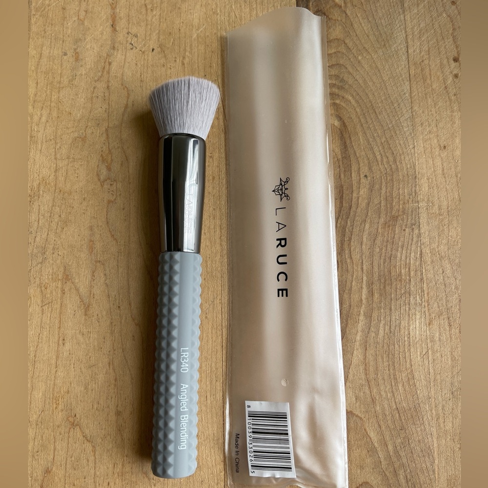 Laruce LR340 Angled Blending Brush